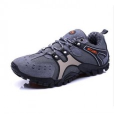 Men Hiking Shoes Outdoor Shoes Plus Velvet Cotton Shoes Hiking Shoes Sports Shoes Travel